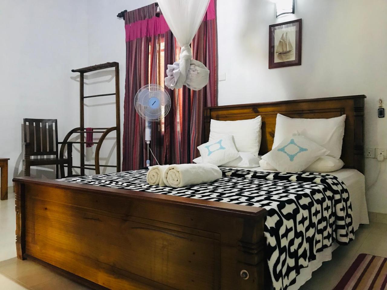 Unique Villa Kandy Luaran gambar